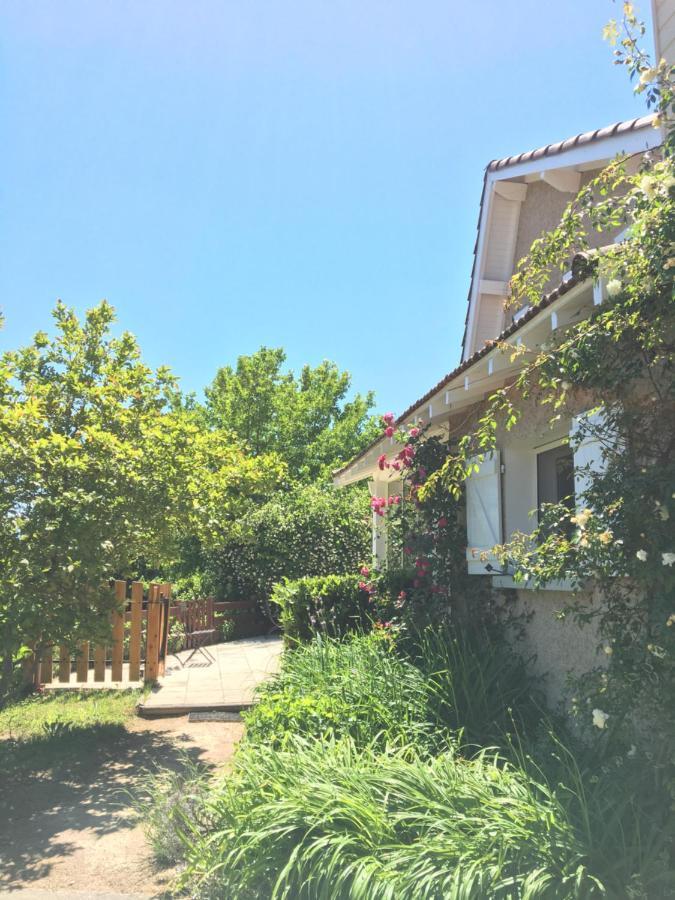 Maison D'Hotes L'Escale Du Loup Blanc Maringes Buitenkant foto